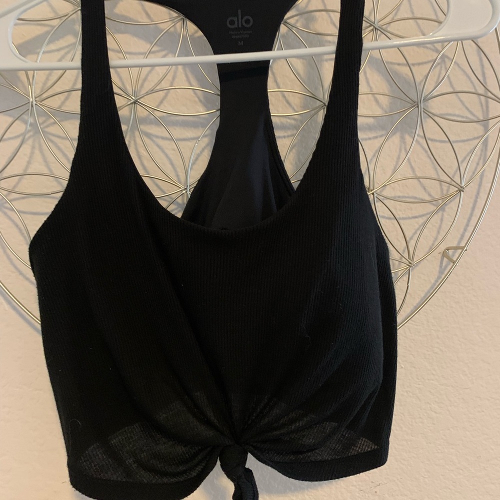 ALO gym crop top with built in bra
